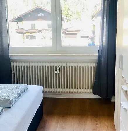 Butterfly 2 * Γκάρμις-Παρτενκίρχεν