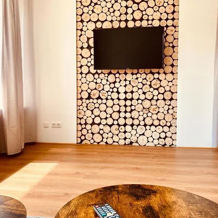 Butterfly 2 * Γκάρμις-Παρτενκίρχεν